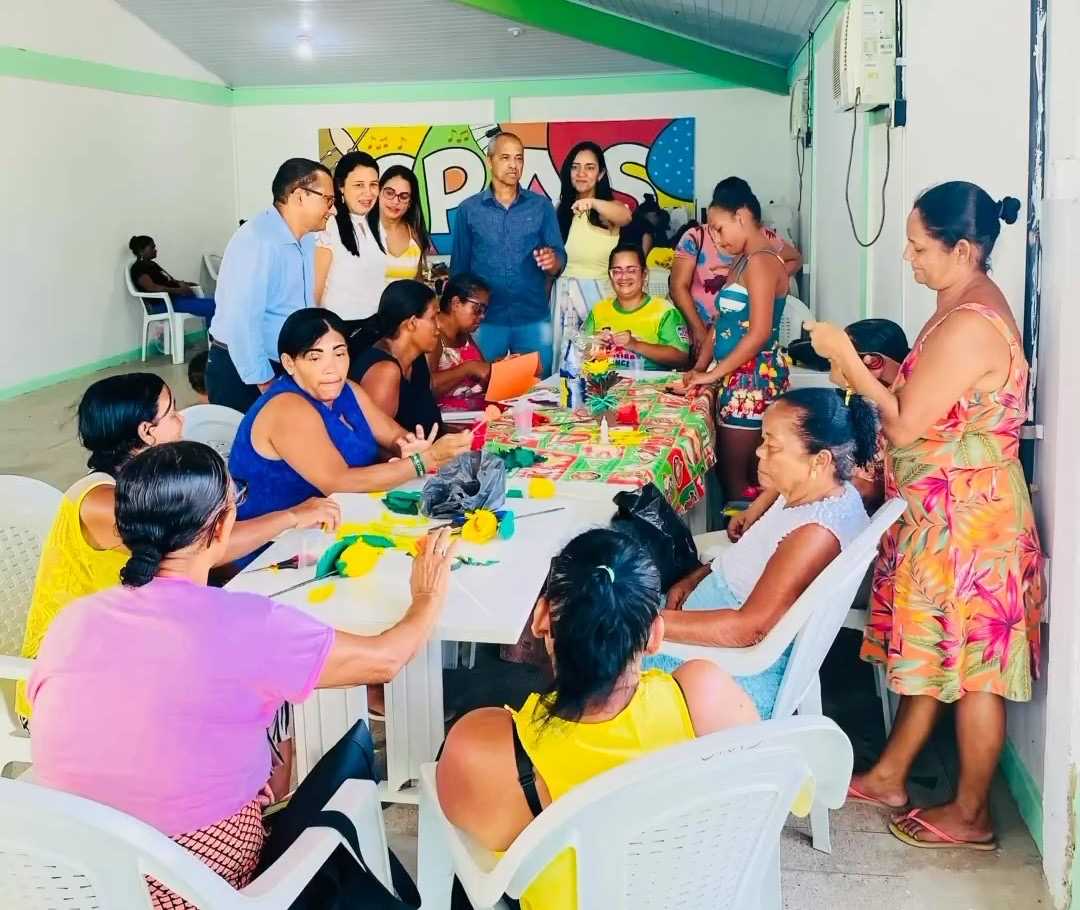 Camacã: Secretaria de Assistência Social realiza Feira Natalina

